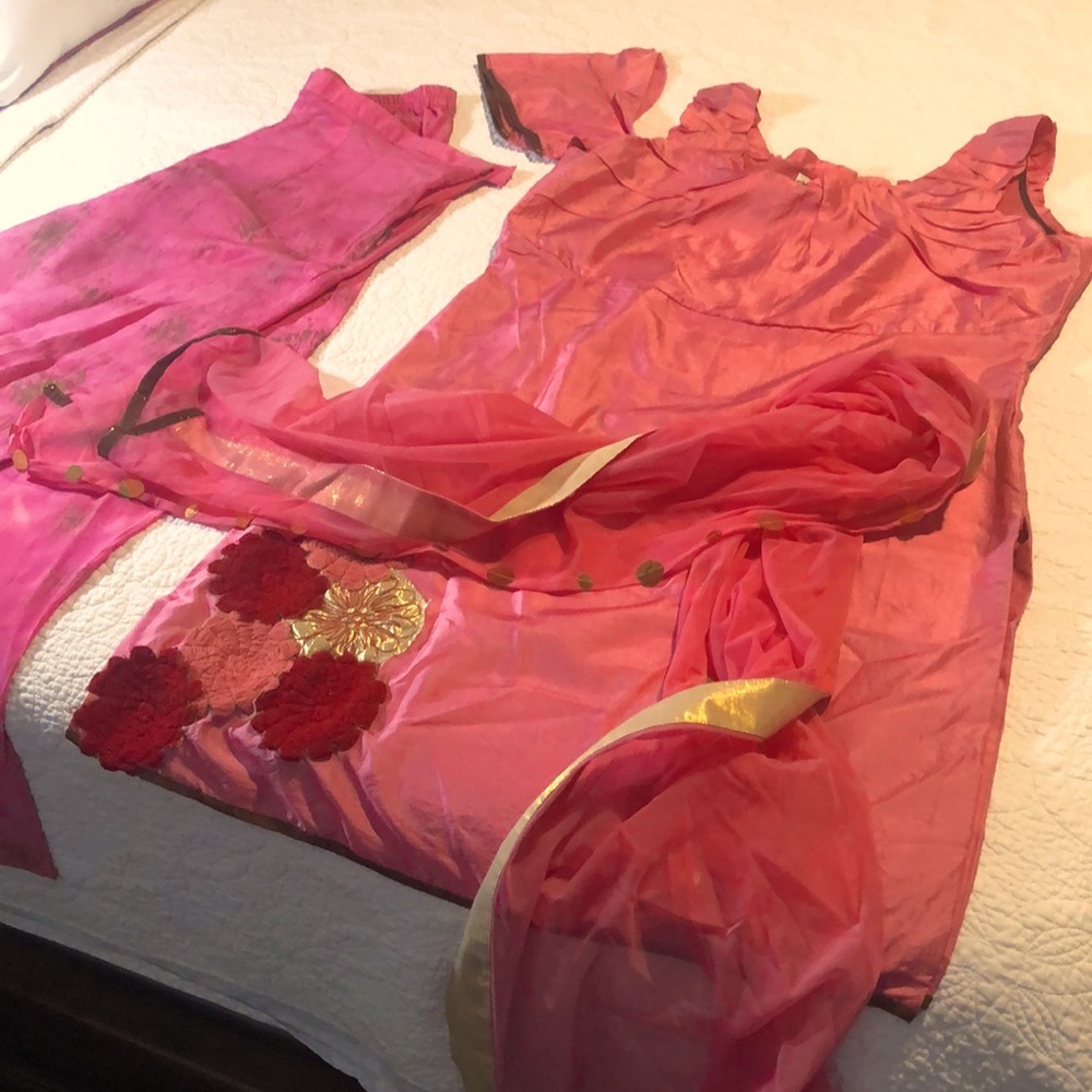 NWT Silk Threads Full Dress Pant Set